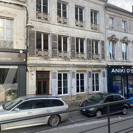 Le Passage Des Décorateurs T3 Spacieux Et Appartamento Mamers